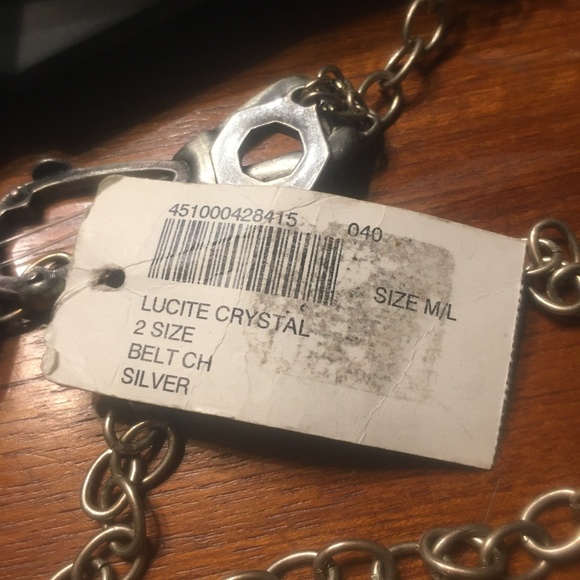 Temp price drop⚠️ -Chico's Lucite Crystal Belt - 80 $30 or $25 w/offer - Picture 6 of 6